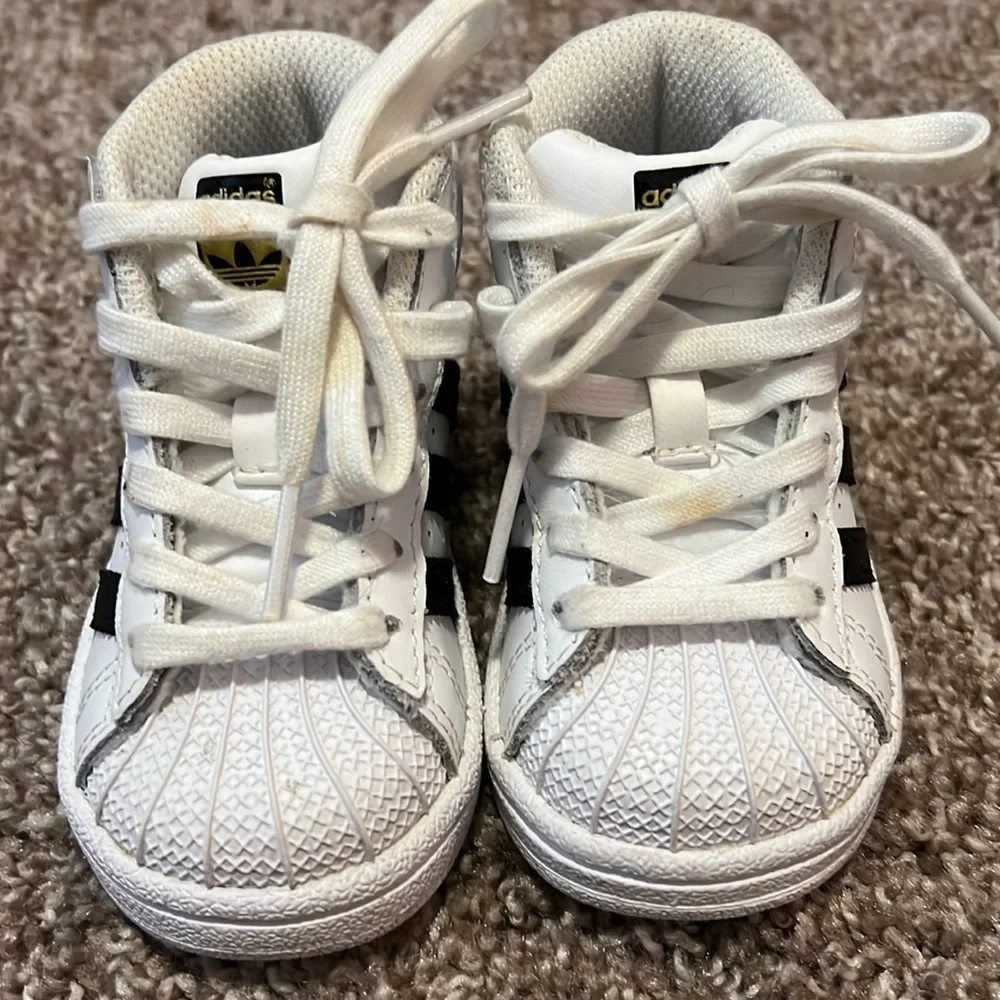 Adidas toddler sneakers - Picture 3 of 6